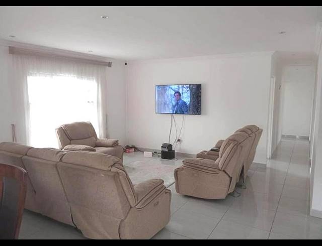 3 BEDROOM HOUSE FOR SALE IN WELBEDACHT